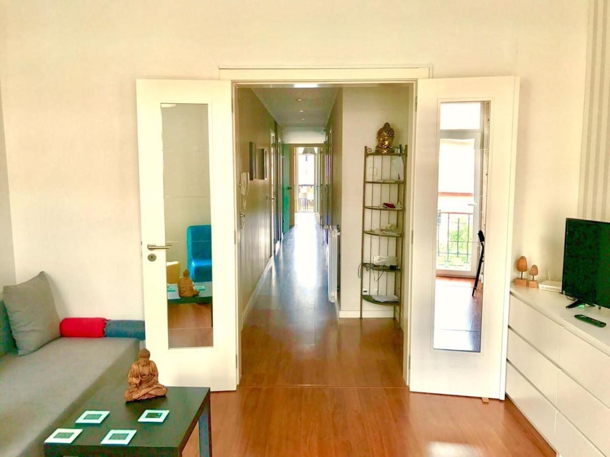 Luxury Part Of The City - Modern Apartment With Airconditioning - Near Subway リスボン エクステリア 写真